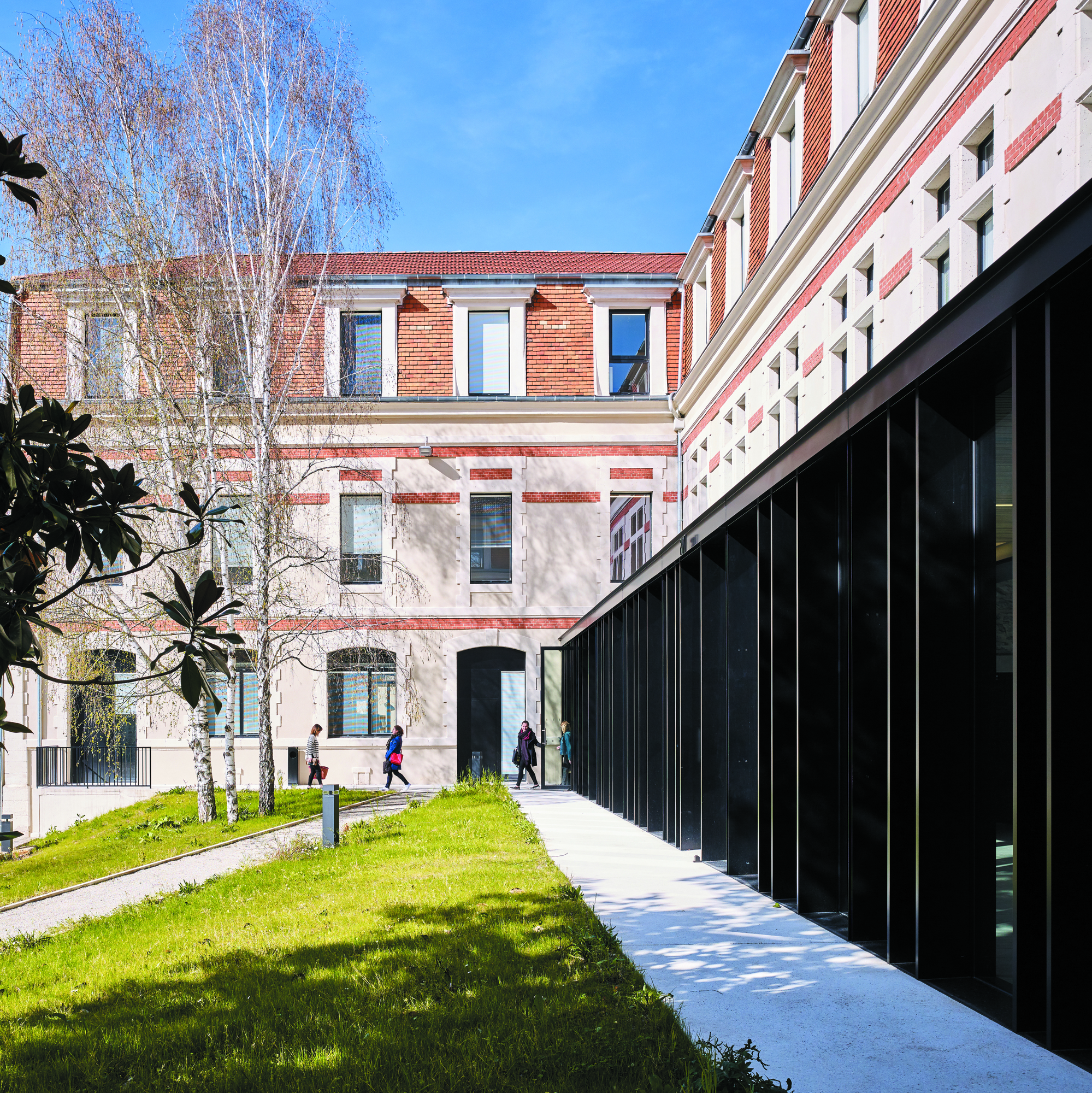 University Centre, Cahors, France - Image 4