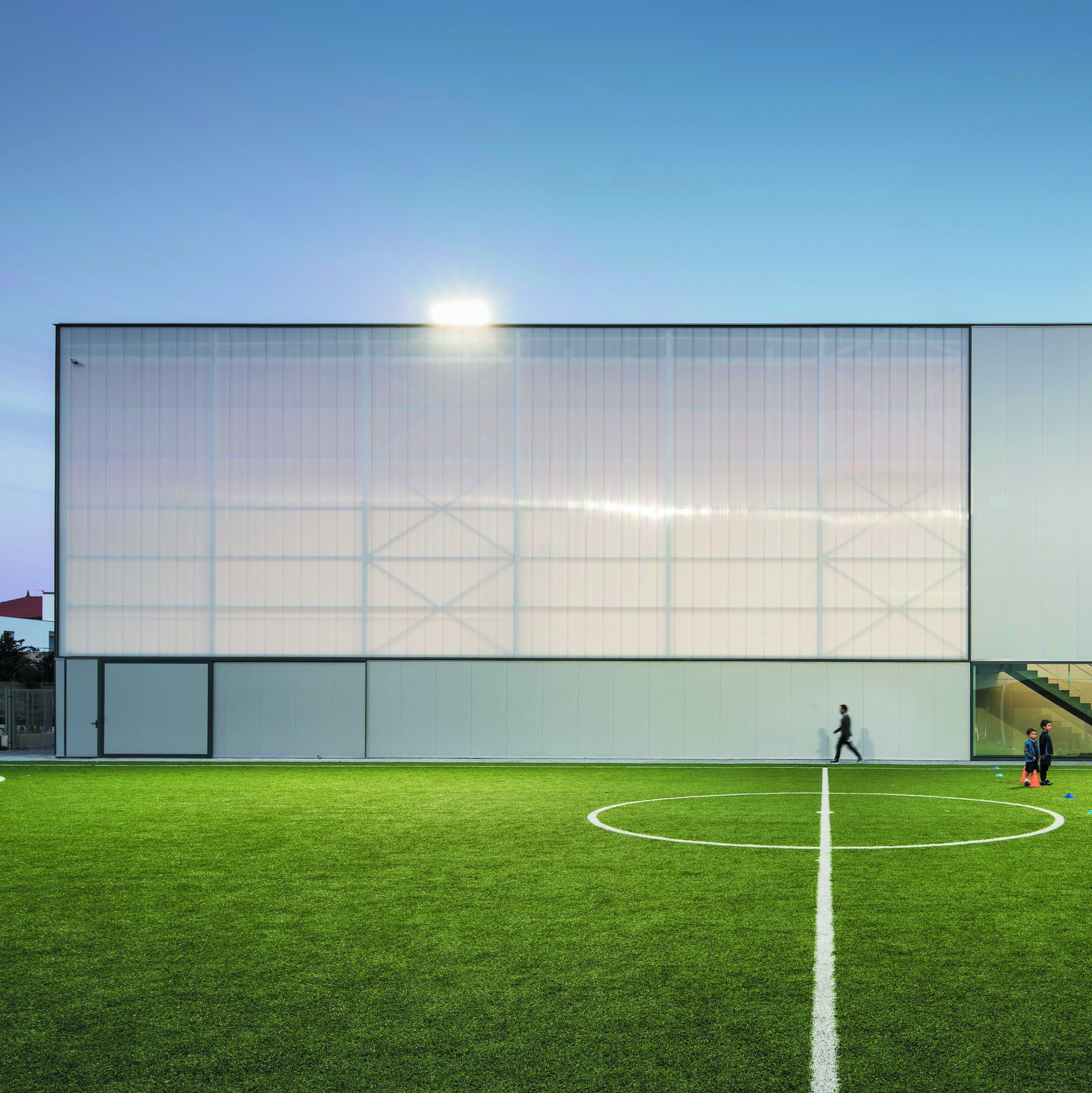 Elfanor Sports Centre, Matosinhos, Portugal - Image 4